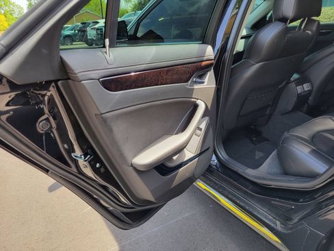 Used 2011 Cadillac CTS V RWD image 24