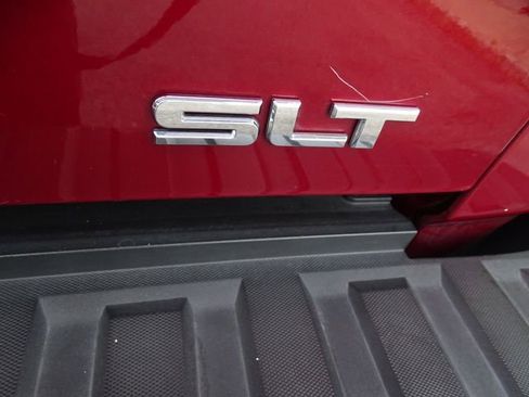Used 2018 GMC Sierra 1500 SLT AWD/4WD image 28