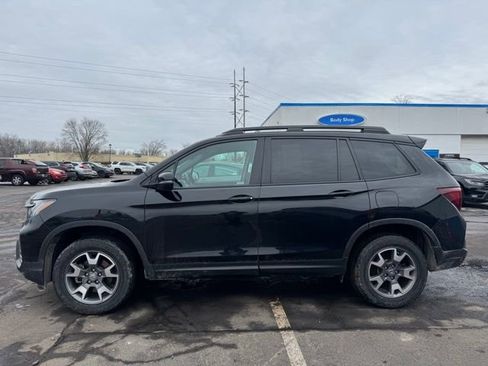 Used 2023 Honda Passport TrailSport image 5