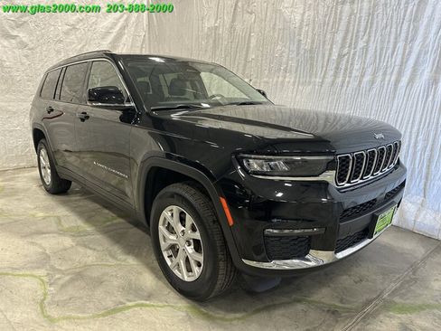 Used 2023 Jeep Grand Cherokee L Limited AWD/4WD image 2