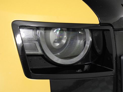 Used 2022 Land Rover Defender 110 X-Dynamic SE image 26