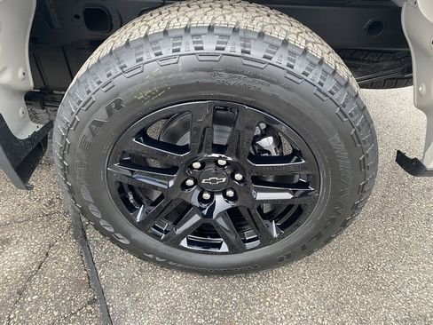 New 2026 Chevrolet Silverado 1500 Custom w/ Turbomax Blackout Package image 30