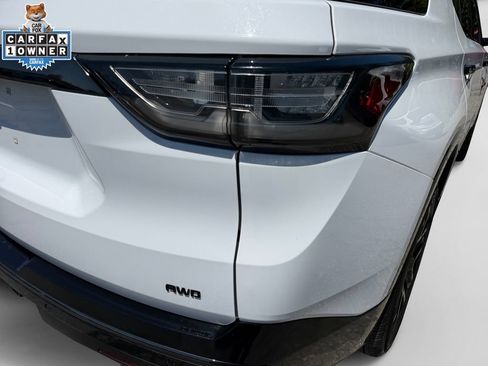 Used 2020 Chevrolet Traverse Premier w/ Redline Edition AWD/4WD image 19