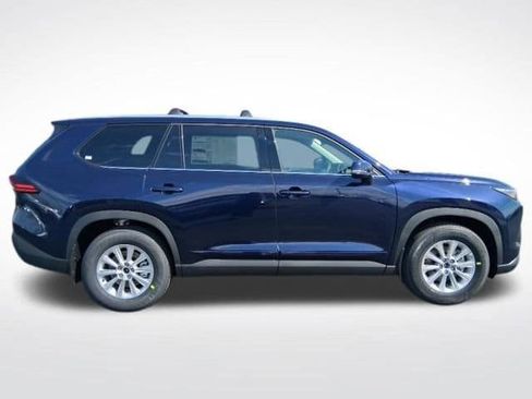 New 2026 Toyota Grand Highlander AWD image 4