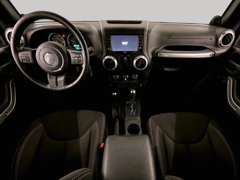 Used 2014 Jeep Wrangler Sahara w/ Dual Top Group image 14