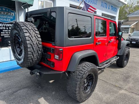 Used 2016 Jeep Wrangler Unlimited Sport AWD/4WD image 6