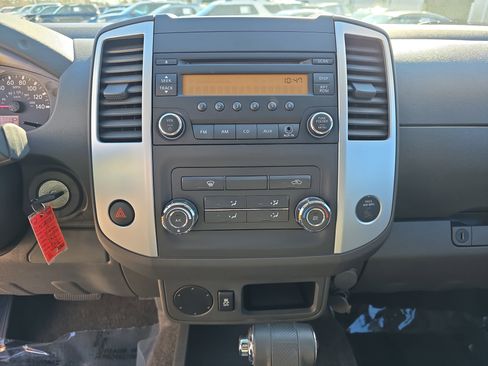 Used 2015 Nissan Frontier S image 23