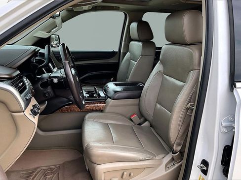 Used 2016 Chevrolet Suburban LTZ image 25