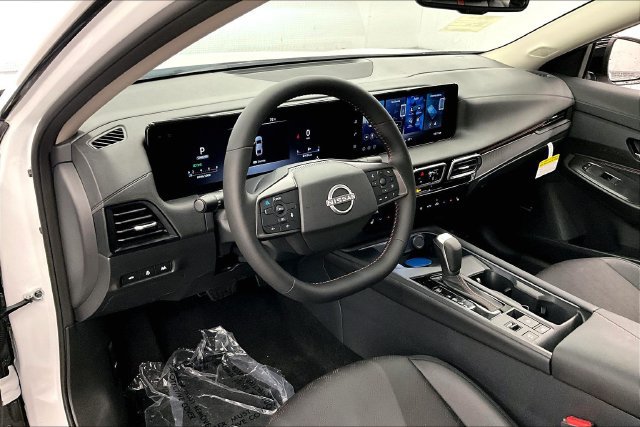New 2027 Nissan Sentra SR FWD image 7