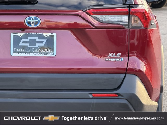 Used 2024 Toyota RAV4 XLE w/ Convenience Package AWD/4WD image 6