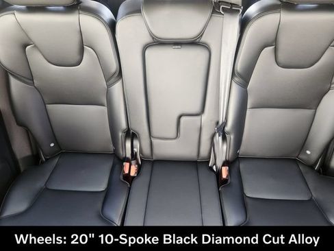 Certified 2023 Volvo XC90 B5 Core w/ Protection Package Premier AWD/4WD image 16