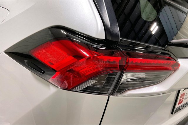 Certified 2023 Toyota RAV4 XLE Premium AWD/4WD image 30
