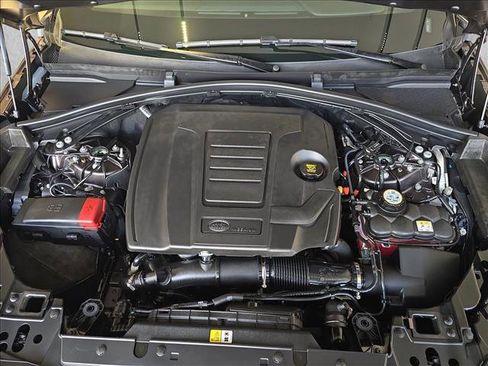 New 2026 Land Rover Range Rover Velar Dynamic SE image 28
