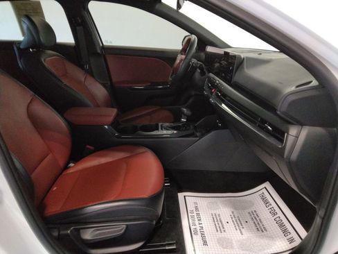 Used 2025 Kia K4 GT-Line w/ GT-Line Premium Package image 46