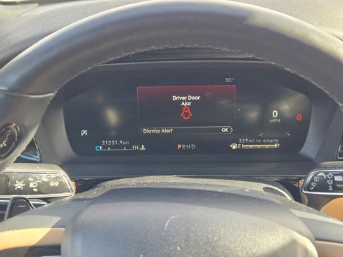 Certified 2022 Lincoln Corsair Reserve w/ Elements Package image 35