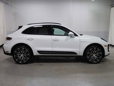 Certified 2026 Porsche Macan AWD/4WD image 10