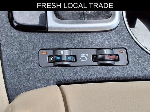 Used 2017 Toyota Highlander Limited FWD image 12