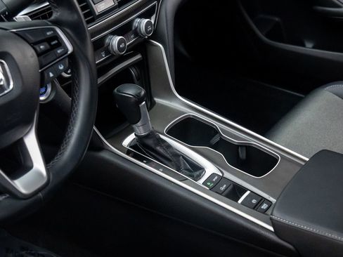 Used 2021 Honda Accord Sport image 12