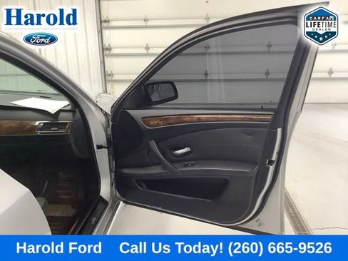 Used 2010 BMW 535i xDrive Sedan AWD/4WD image 11