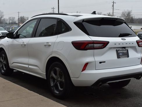Used 2023 Ford Escape ST-Line image 10