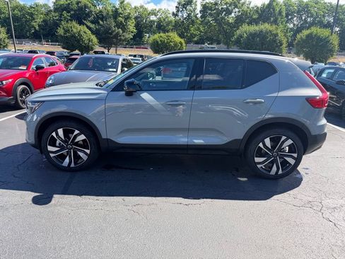 Used 2026 Volvo XC40 B5 Ultra w/ Protection Package Premier AWD/4WD image 3