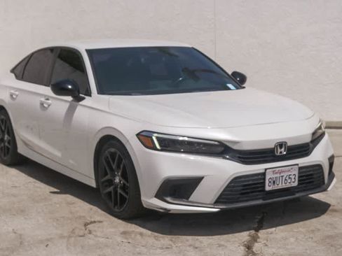 Used 2022 Honda Civic Sport image 3