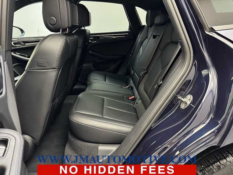 Used 2023 Porsche Macan AWD/4WD image 15
