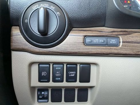 Used 2016 Nissan Titan SL AWD/4WD image 25