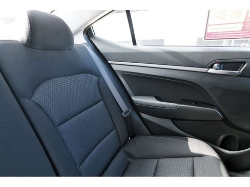 Used 2018 Hyundai Elantra SEL FWD image 15