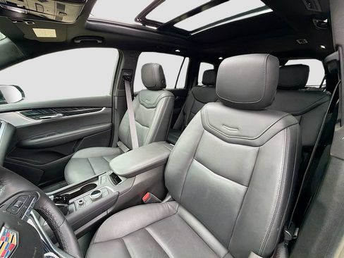 Used 2024 Cadillac XT6 Premium Luxury AWD/4WD image 21