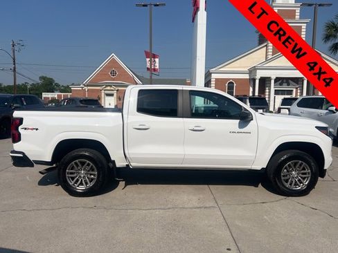 Used 2023 Chevrolet Colorado LT w/ LT Convenience Package image 4
