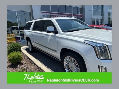 Used 2019 Cadillac Escalade ESV Platinum AWD/4WD image 1