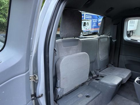 Used 2010 Toyota Tacoma 4x4 Access Cab image 18
