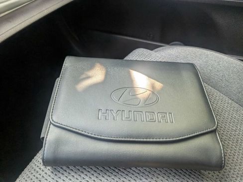 Used 2020 Hyundai Santa Fe SEL w/ Convenience Package image 37