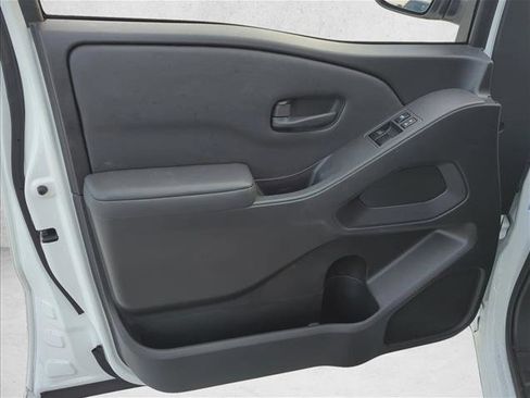 Used 2022 Nissan Frontier S w/ Technology Package image 7