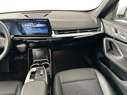 Used 2025 BMW X1 xDrive28i image 26