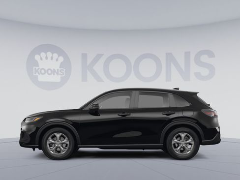 Used 2023 Honda HR-V LX image 2