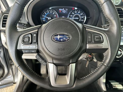 Used 2018 Subaru Forester 2.5i Limited image 11