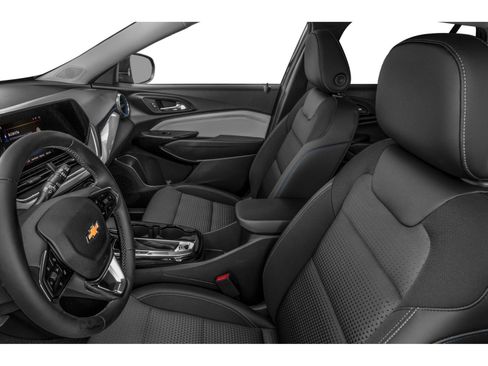 Used 2025 Chevrolet Trax ACTIV w/ Driver Confidence Package FWD image 24