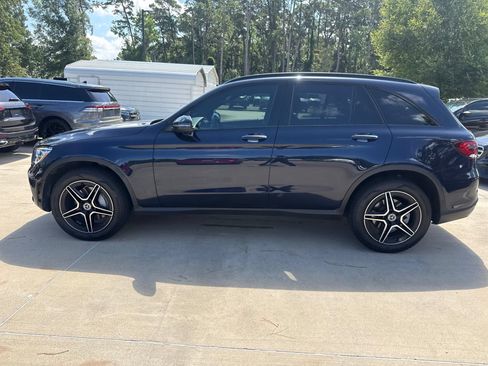Used 2021 Mercedes-Benz GLC 300 4MATIC w/ AMG Line image 7