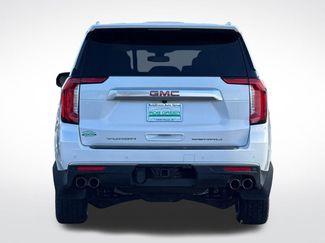Used 2022 GMC Yukon Denali video 4