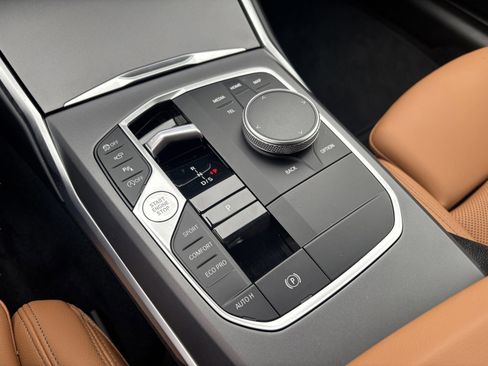 Used 2025 BMW 230i Coupe image 13