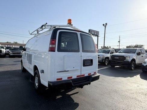 Used 2008 Chevrolet Express 3500 RWD image 8