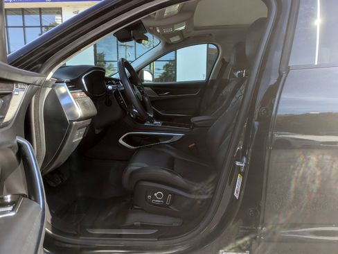 Used 2023 Jaguar F-PACE S image 12