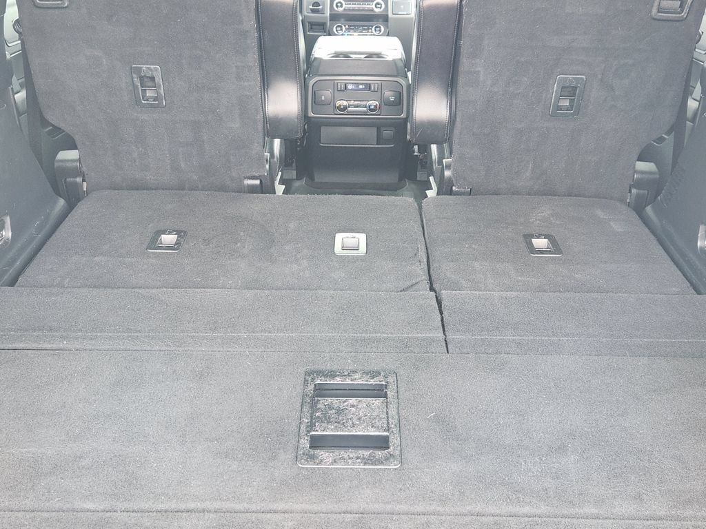 Used 2020 Ford Expedition XLT w/ Equipment Group 202A AWD/4WD image 29