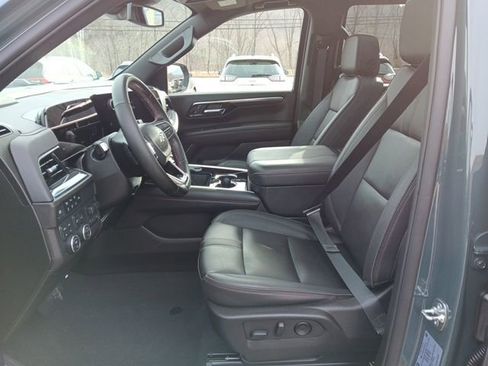 Used 2025 Chevrolet Tahoe RST w/ RST Capability Package image 9