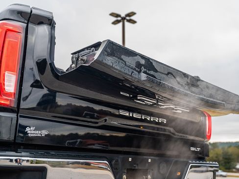 Used 2019 GMC Sierra 1500 SLT w/ SLT Premium Plus Package image 16