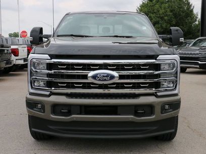 New 2026 Ford F250 King Ranch w/ FX4 Off-Road Package