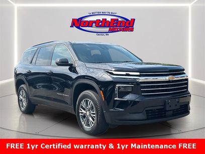 Used 2024 Chevrolet Traverse LT