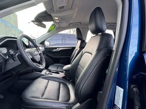 Used 2022 Ford Escape SEL image 15